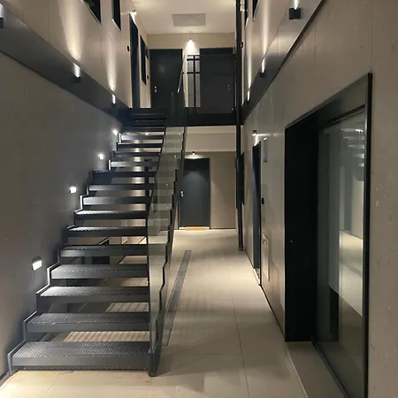 Glass & Charme - Apartman Torino