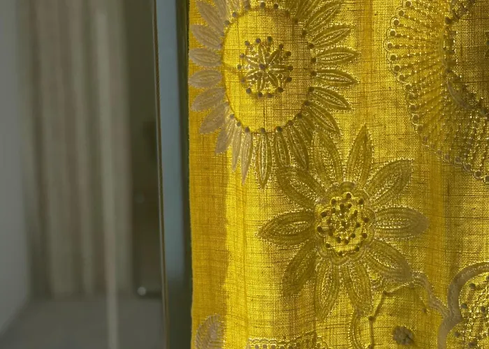Glass & Charme - *