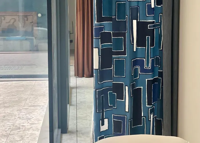Glass & Charme -